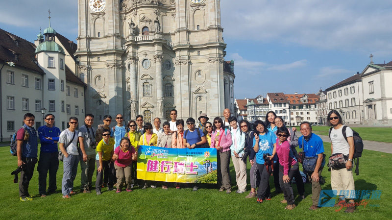 學聯歐洲巴士團2016年相片